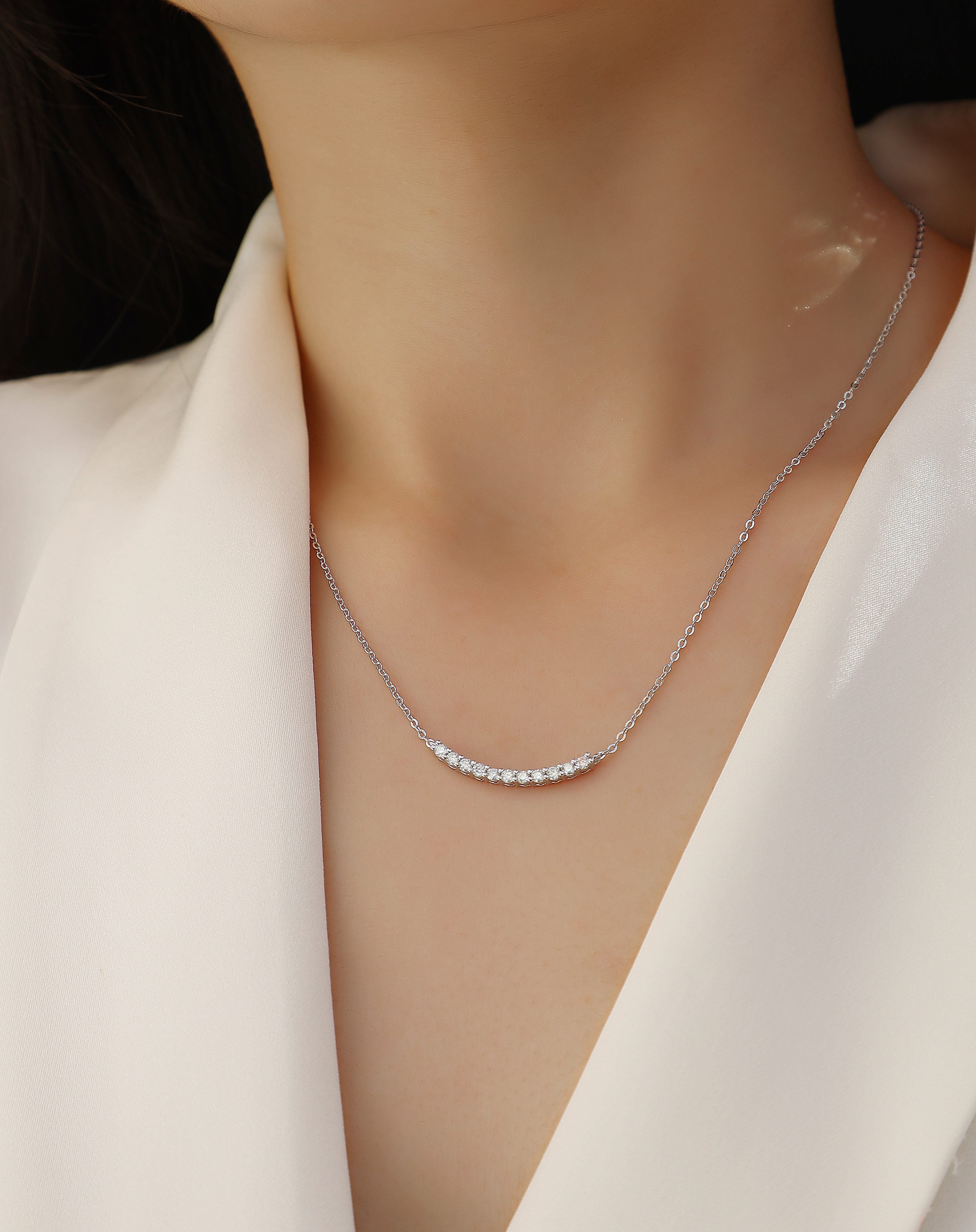 Relaxed Feel - A Fashionable And Trendy Necklace Pendant Set With Top-quality Moissanite S925 Silver And Platinum-plated Gold Can Be Tested With A Diamond Pen In Gold Rose Gold