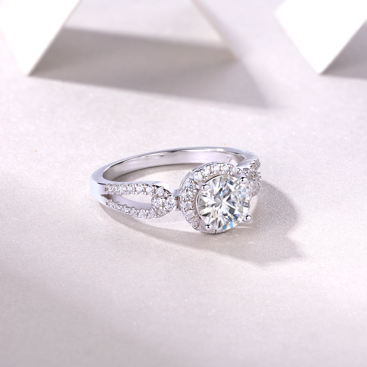 Know Your Heart - A 1-carat Top-quality Moissanite S925 Silver Platinum-plated Diamond Wedding Ring Can Be Tested With A Diamond Pen