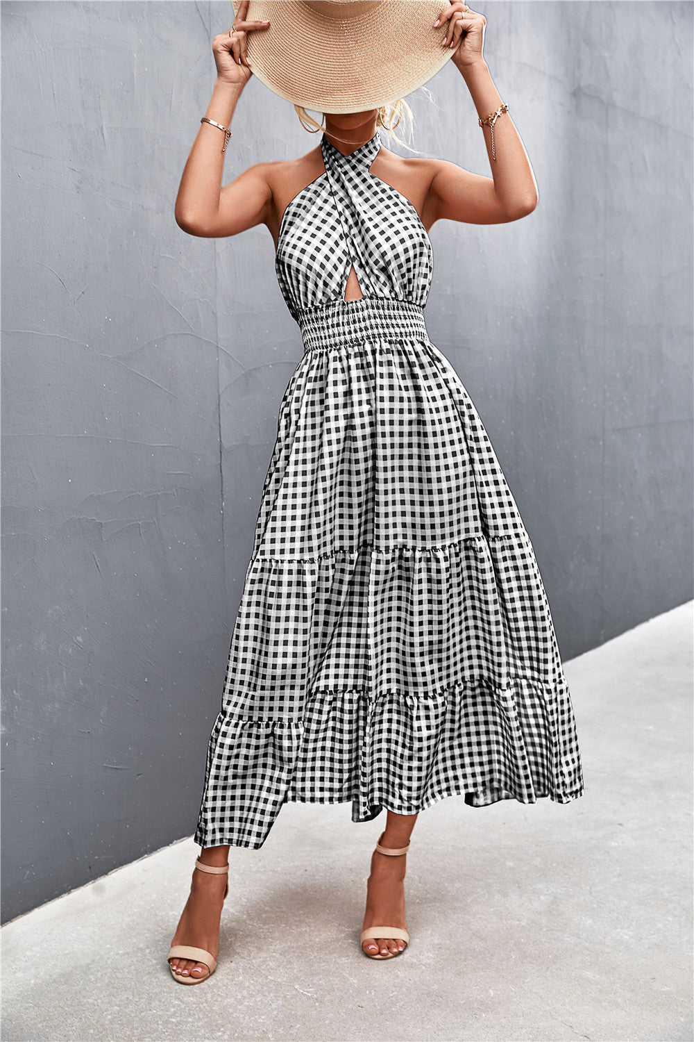 Spring And Summer New Hot Sale Backless Halter Strap Printing Dress
