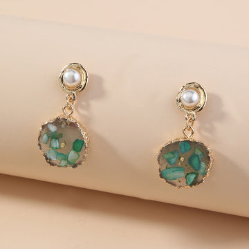 Creative hot-selling European and American retro earrings manufacturer source creative edge green crystal cluster pearl earrings women